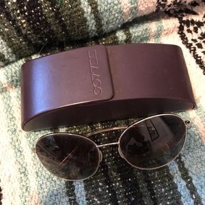 Silver, round Oliver peoples sunglasses